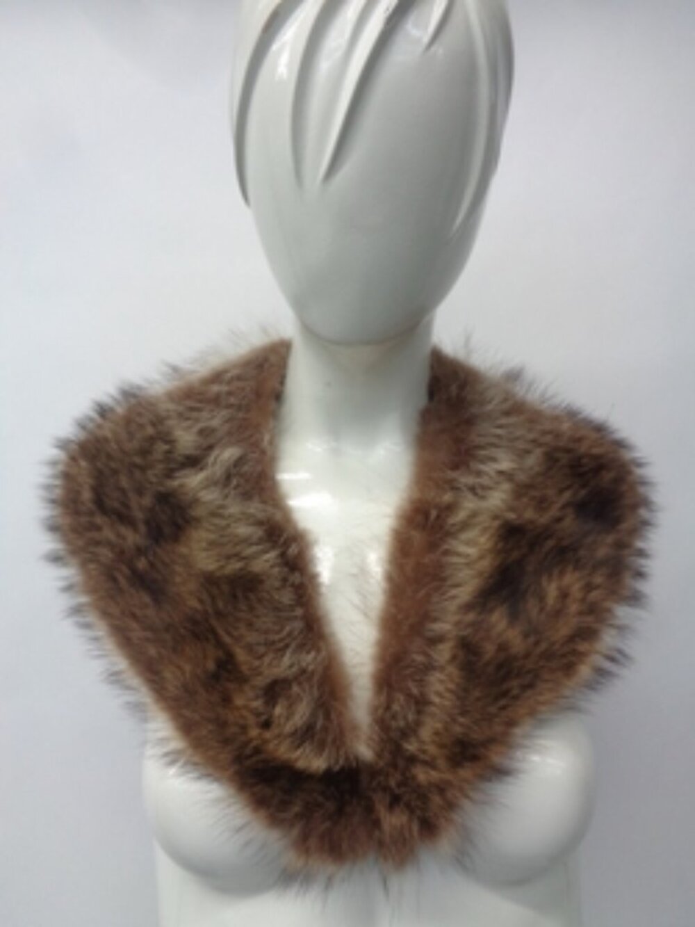 MINT NATURAL RACCOON FUR COLLAR WRAP WOMEN WOMAN SIZE 4.5" X 34"